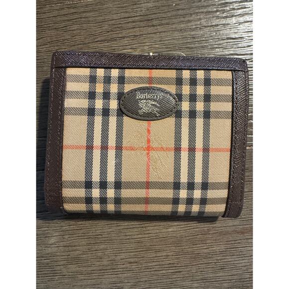 Burberry vintage Nova Check bi-fold wallet with clasp - Picture 1 of 7